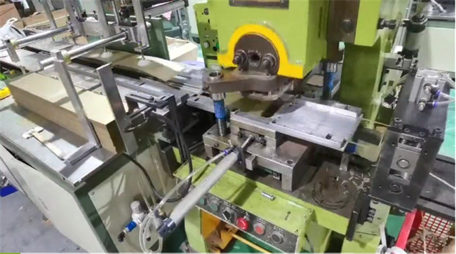 包头原友包装机械有限公司(5G网站)鐵盒包(bāo)裝生産工(gong)藝流程